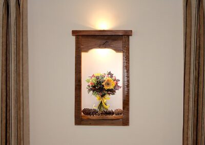 Decorative wall alcove with flowers